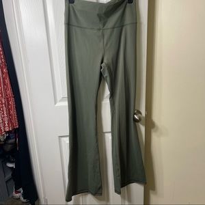 Fabletics wide leg yoga pants size large